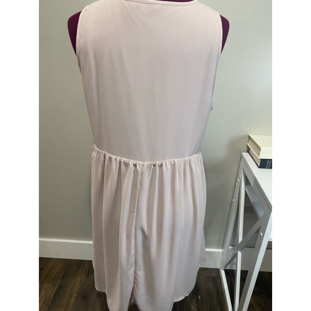 🤩 2 For 25 🤩 Andree by Unit Embroidered Dress - Picture 4 of 5